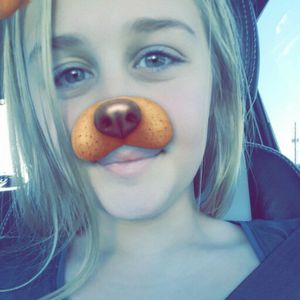 Meet your Posher, Kayla